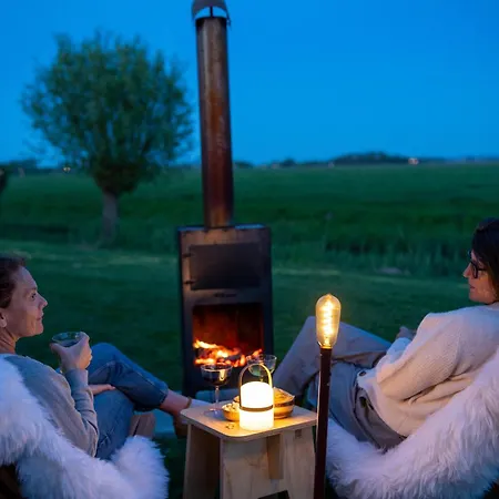 Luxe Wikkelhouse Met Hottub 'dompel' *