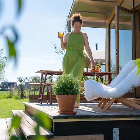 Luxe Wikkelhouse Met Hottub 'dompel' Hoogwoud